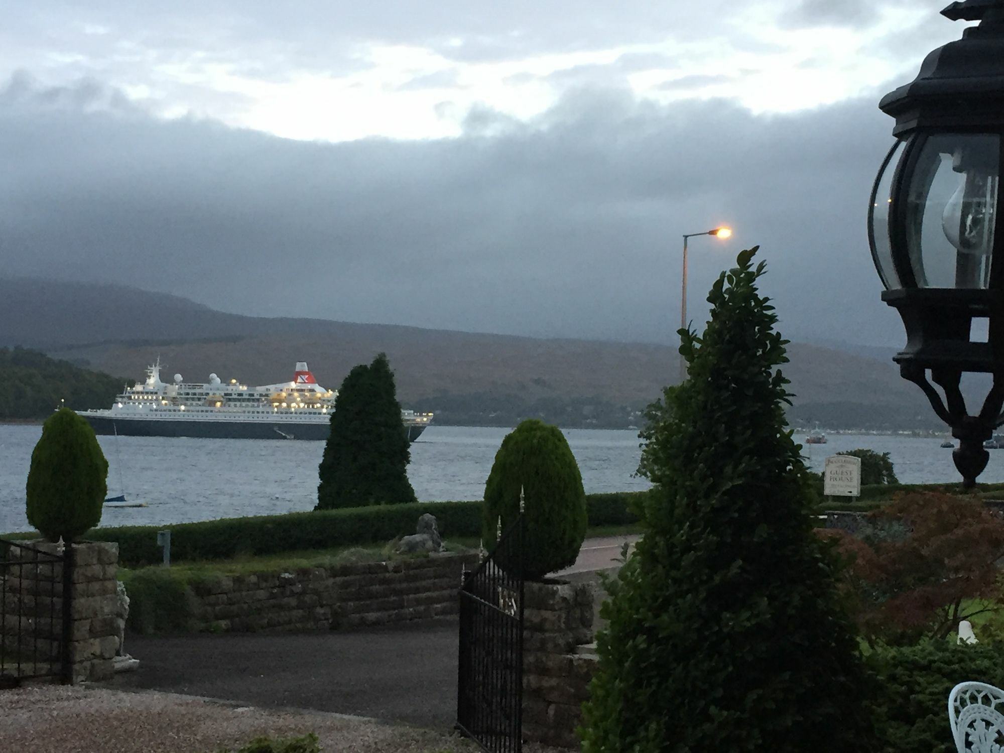 Westcourt Guest House Fort William Dış mekan fotoğraf